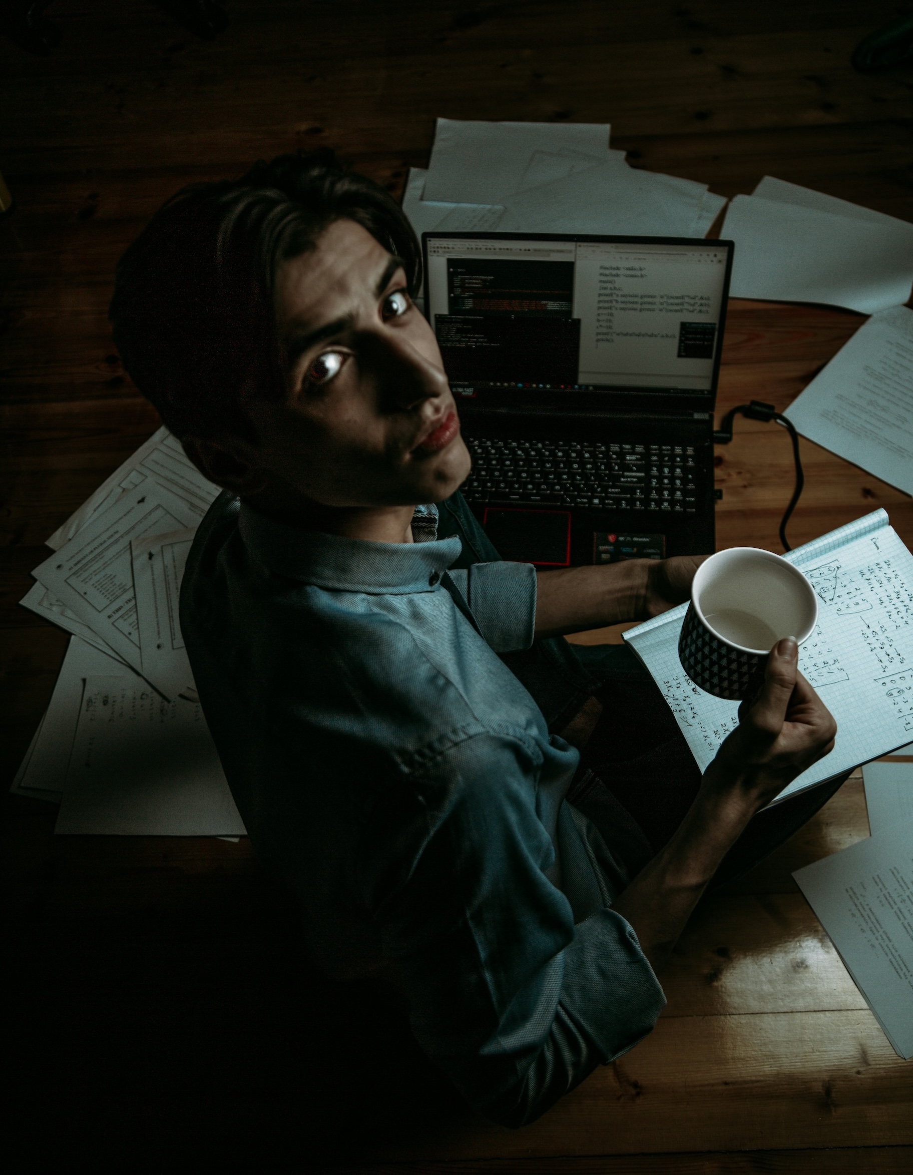 akram-huseyn-5DtSyM1n6pE-unsplash